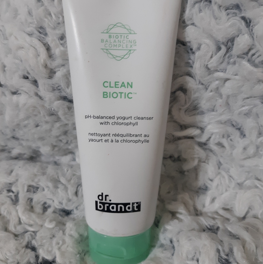 Clean Biotic cleanser